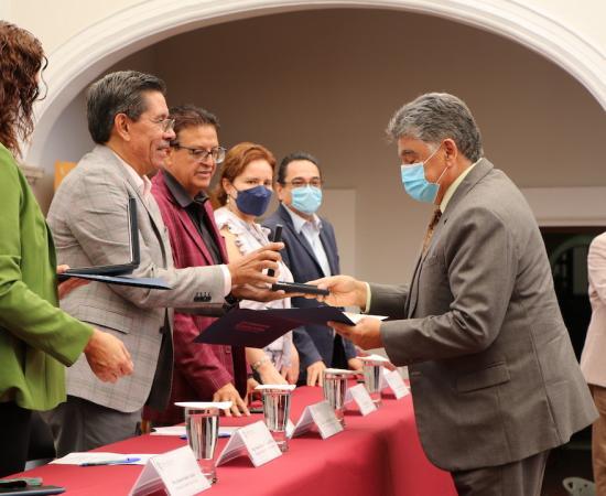 Reconocimiento a la trayectoria del personal académico